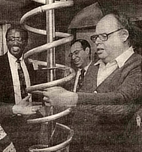Steve Dobrow, 1944-2002, is at right in this picture, discussing an experimental MTA subway car.